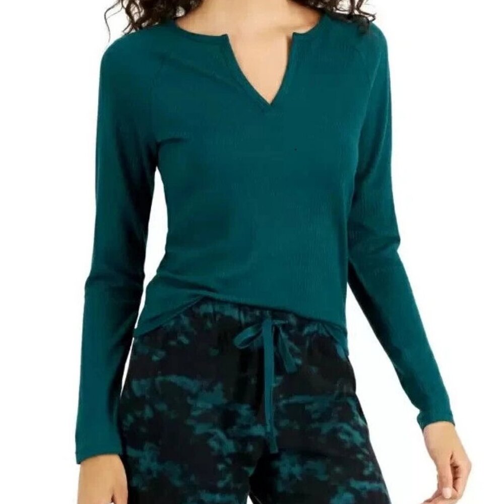 Jenni Women's Split V-Neck Pullover Long-Sleeve Pajama Top, June Bug Green